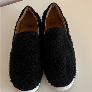 UGG Ricci slip on shoes size 8.5